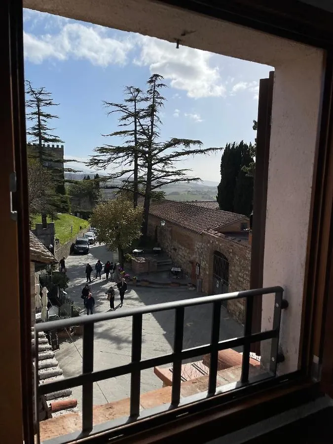 Charming 1-Bed Apartment In Montepulciano